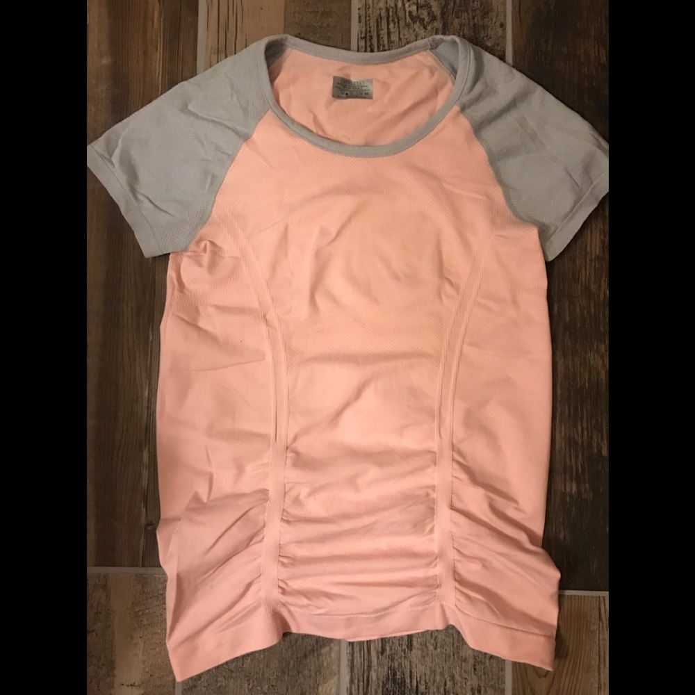 Athleta short sleeve top